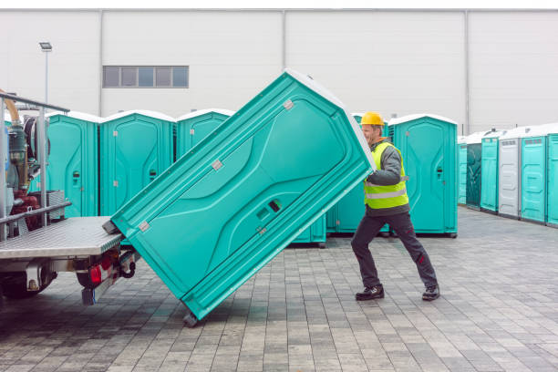 Best High-end porta potty rental  in Washburn, IL