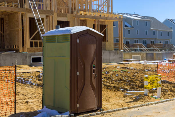 Portable Toilet Options We Offer in Washburn, IL